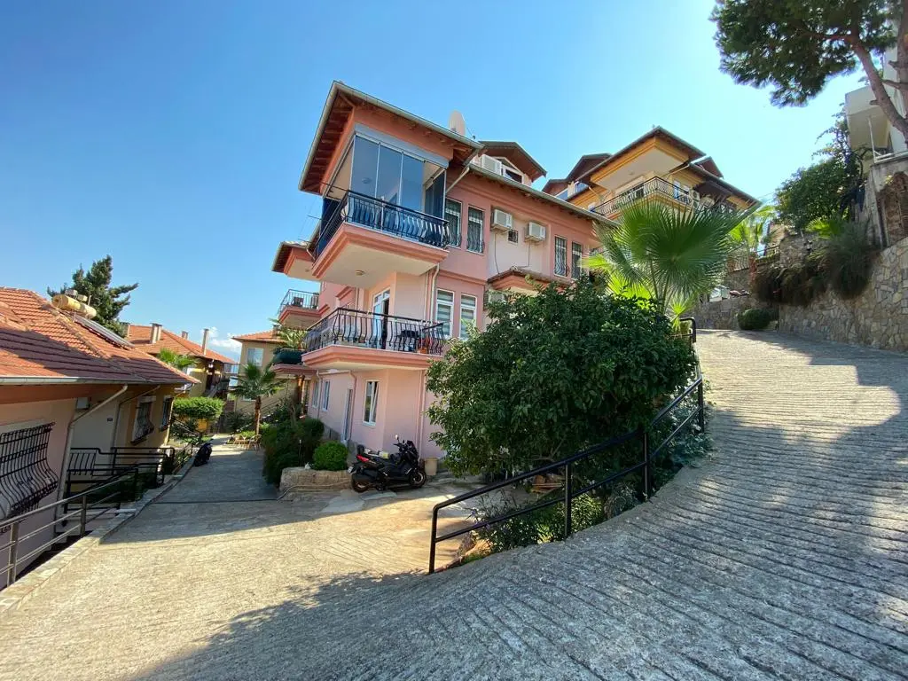 EXCELLENT SEA VIEW DETACHED FLAT IN ALANYA CASTLE