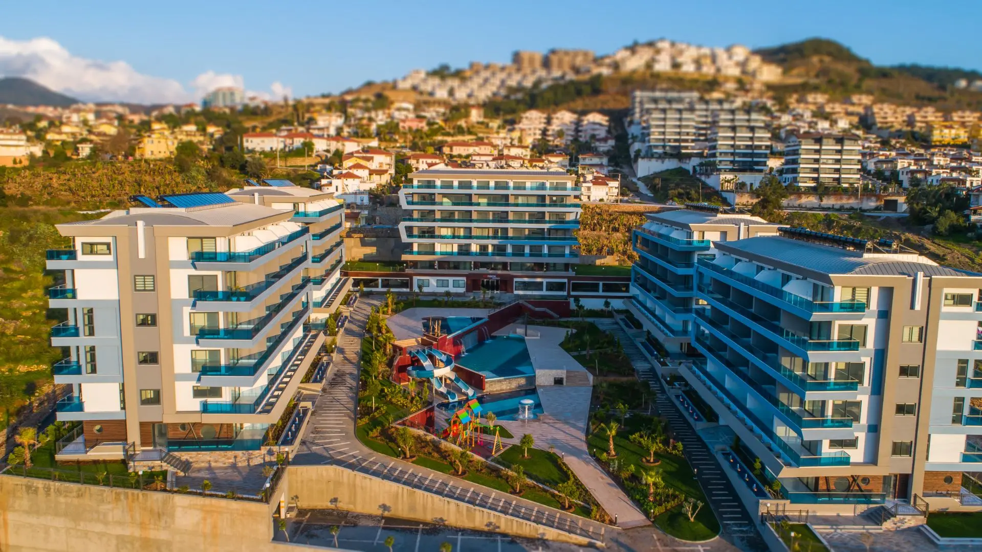 3+1 PENTHOUSE APARTMENTS IN ALANYA KARGICAK LUXURIOUS COMPLEX