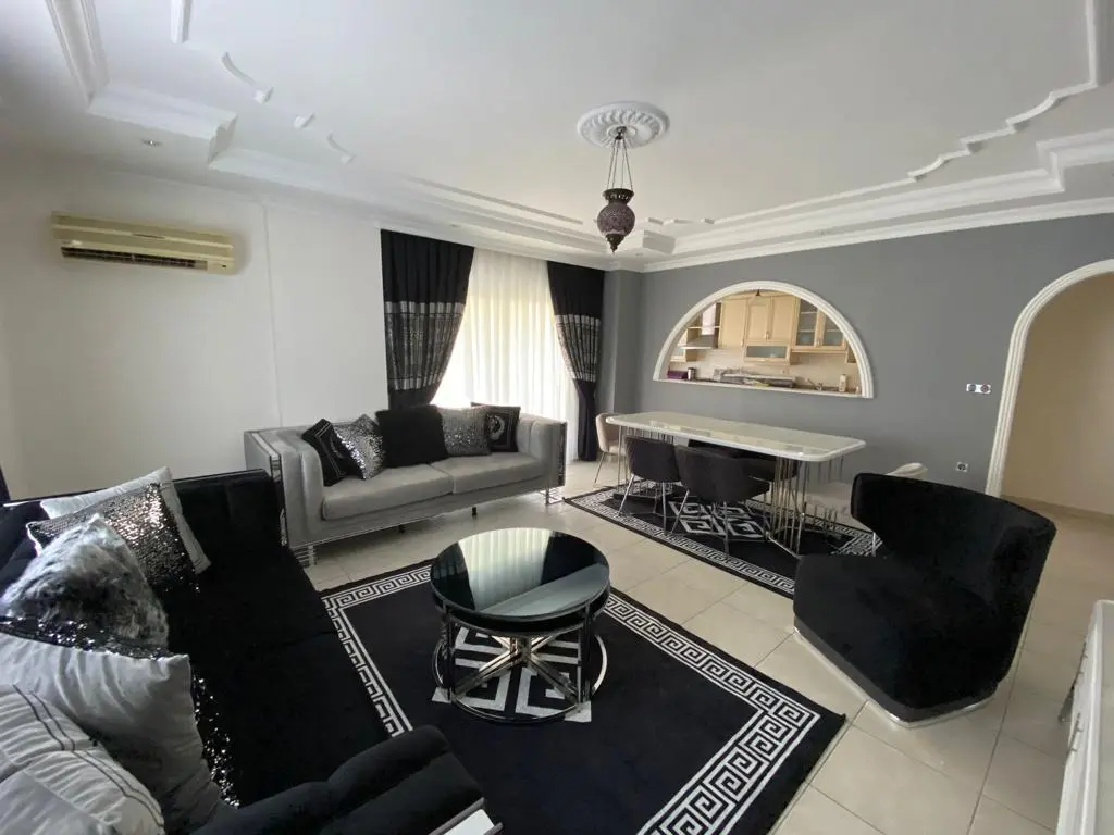 2+1 FULLY FURNISHED SPACIOUS FLAT IN THE CENTER OF ALANYA