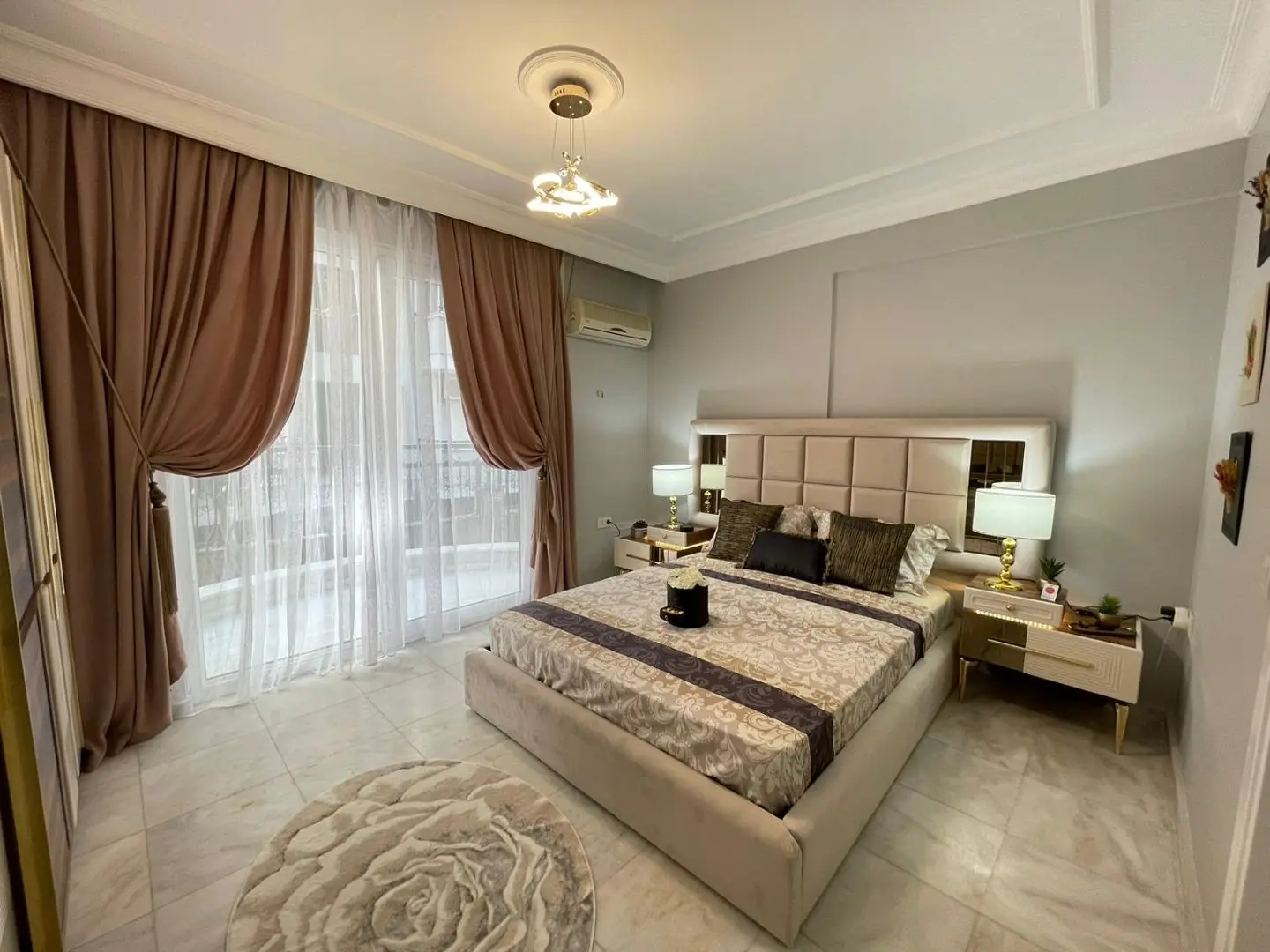 SPACIOUS, LUXURIOUS FURNISHED 2+1 FLAT IN ALANYA OBA