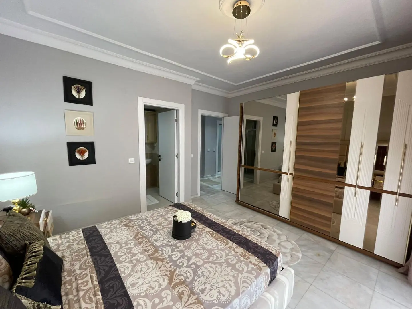 SPACIOUS, LUXURIOUS FURNISHED 2+1 FLAT IN ALANYA OBA