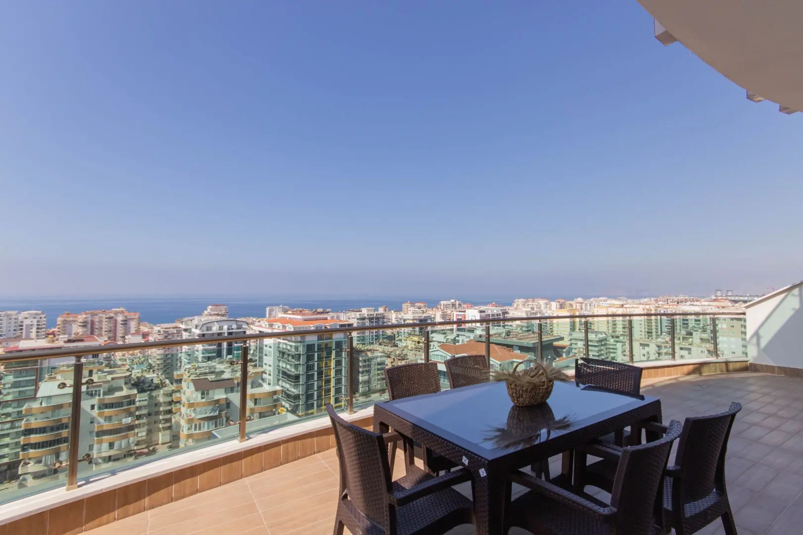 PERFECT LUXURIOUS FURNISHED 3+1 DUPLEX WITH SEA VIEW IN MAHMUTLAR