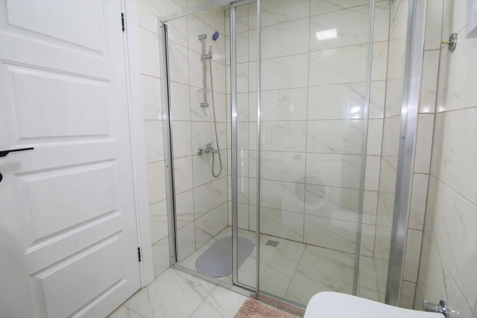 NEW FULLY FURNISHED 1+1 FLAT FOR RENT IN KARGICAK, ALANYA