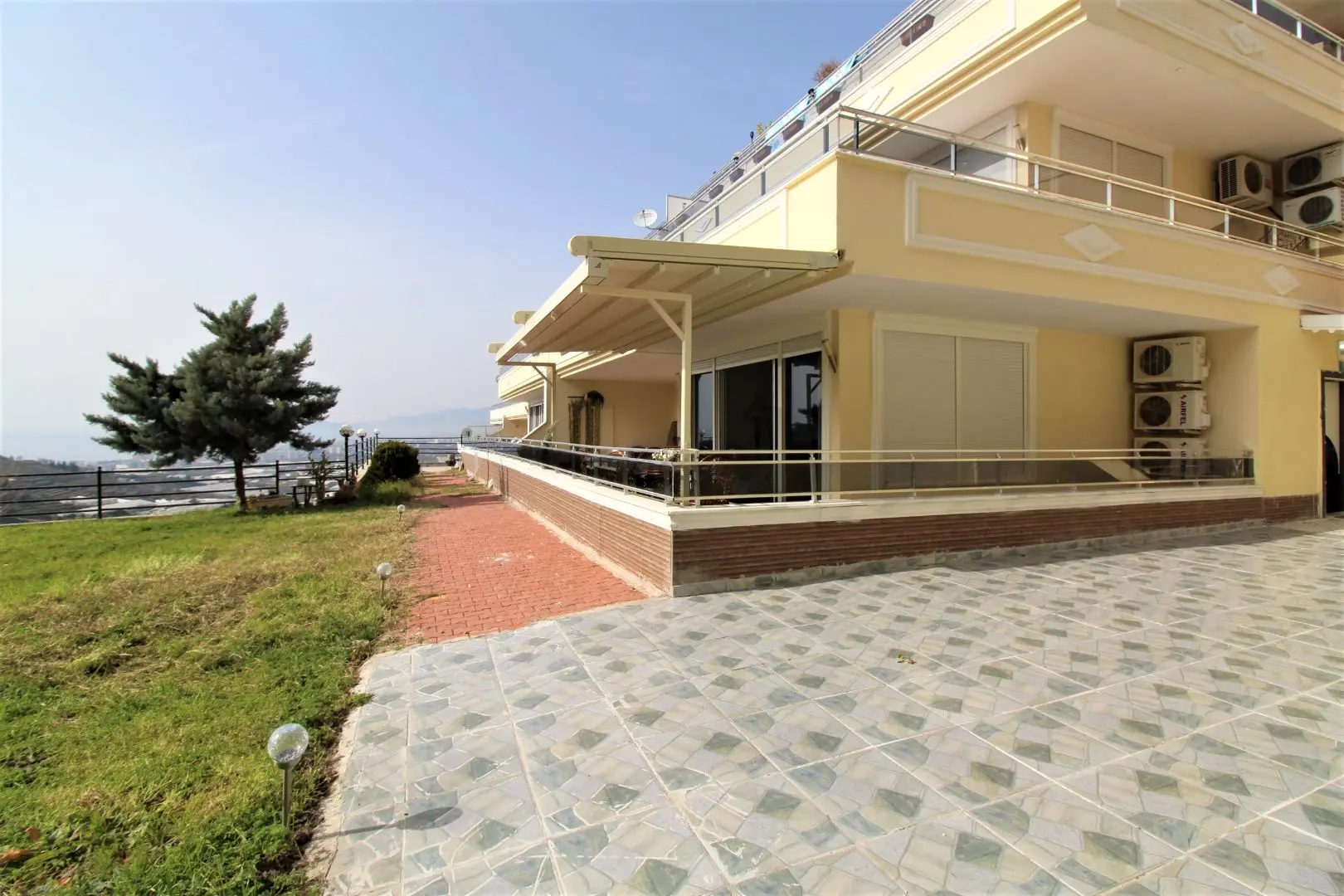 SPACIOUS 2+1 FLAT WITH SEA AND NATURE VIEW IN KARGICAK
