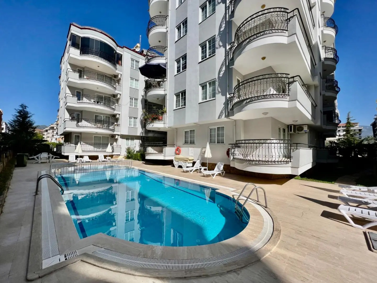 FURNISHED SPACIOUS 2+1 APARTMENT IN ALANYA, OBA