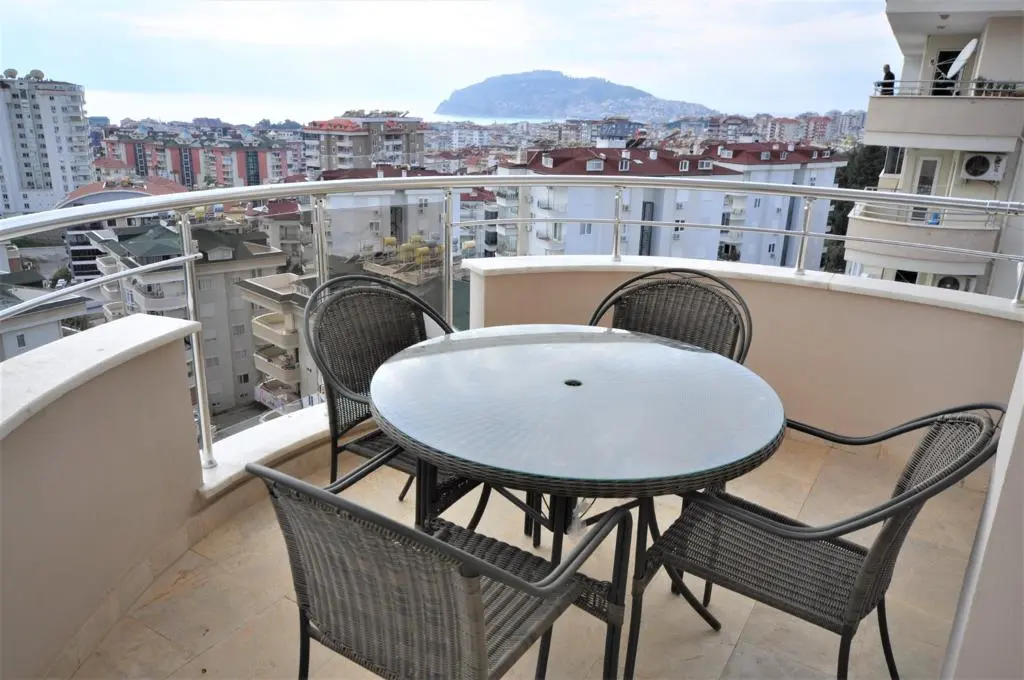 2+1 APARTMENT WITH SEA AND CASTLE VIEW IN CIKCILLI