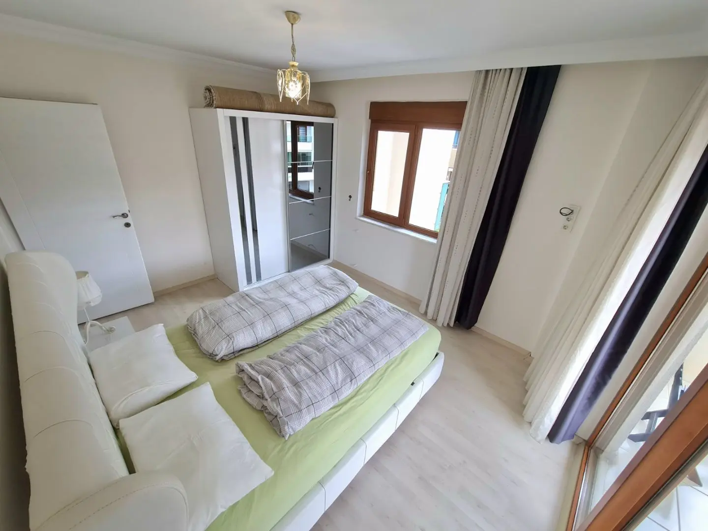 FULLY FURNISHED SPACIOUS 2+1 APARTMENT IN ALANYA, OBA