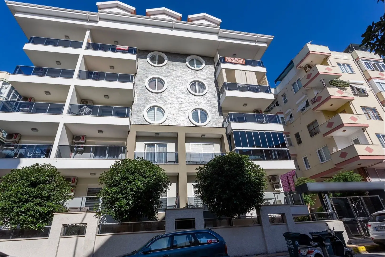 1+1 FURNISHED FLAT IN A PERFECT LOCATION IN THE CENTER OF ALANYA