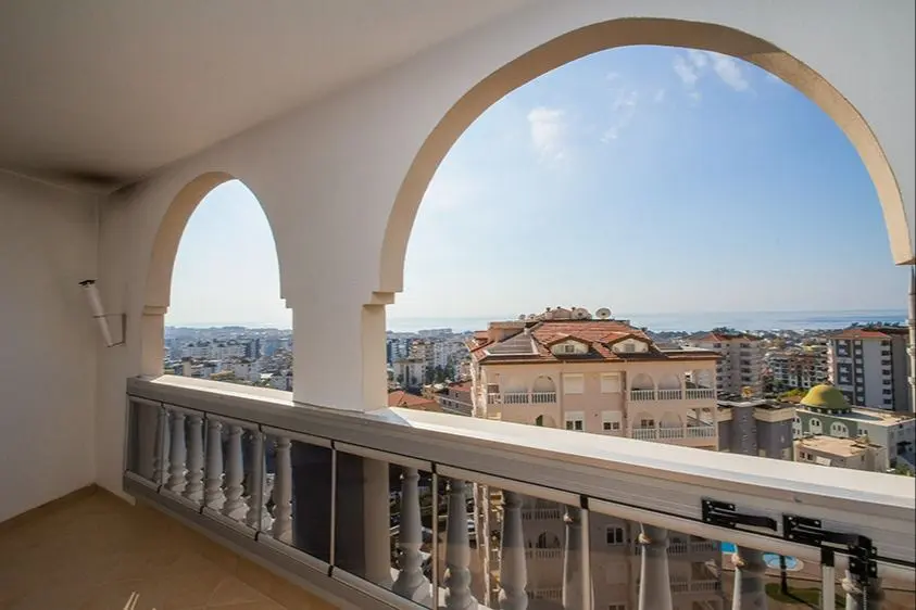 FULLY FURNISHED 2+1 APARTMENT WITH SEA VIEW IN CIKCILLI
