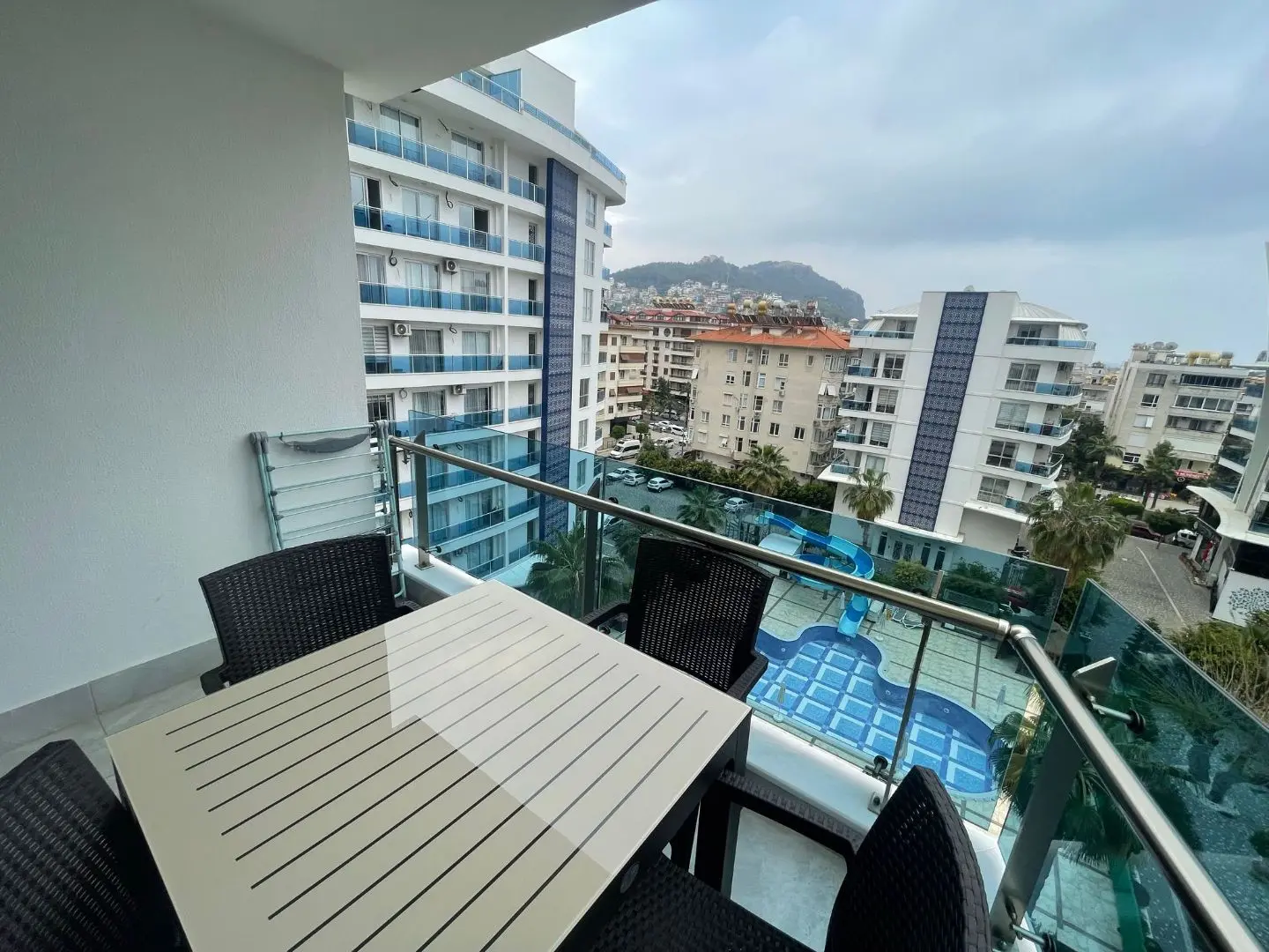 2+1 FURNISHED APARTMENT IN IDEAL LOCATION IN ALANYA