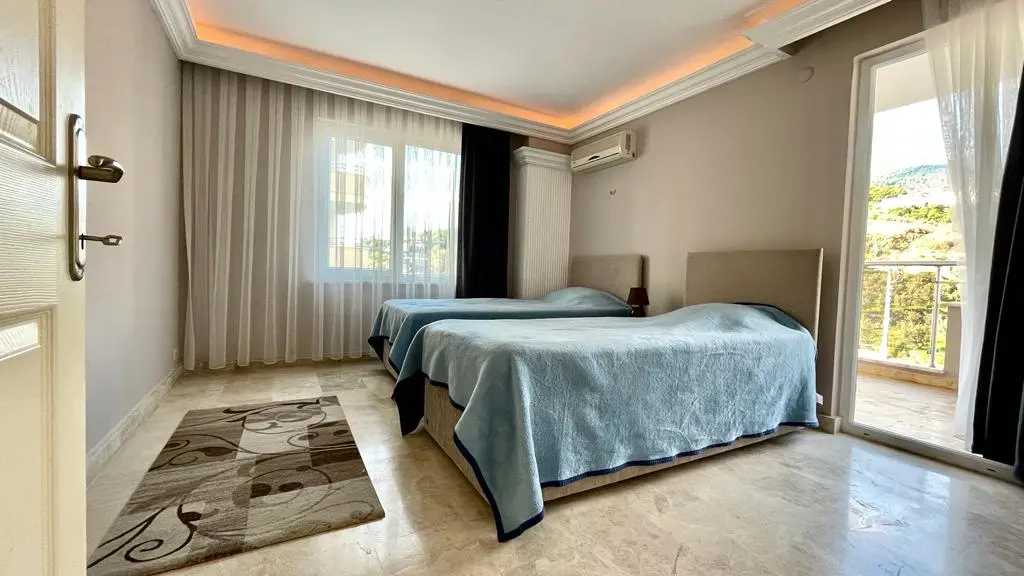 SPACIOUS AND FURNISHED APARTMENT 2+1 IN ALANYA CIKCILLI