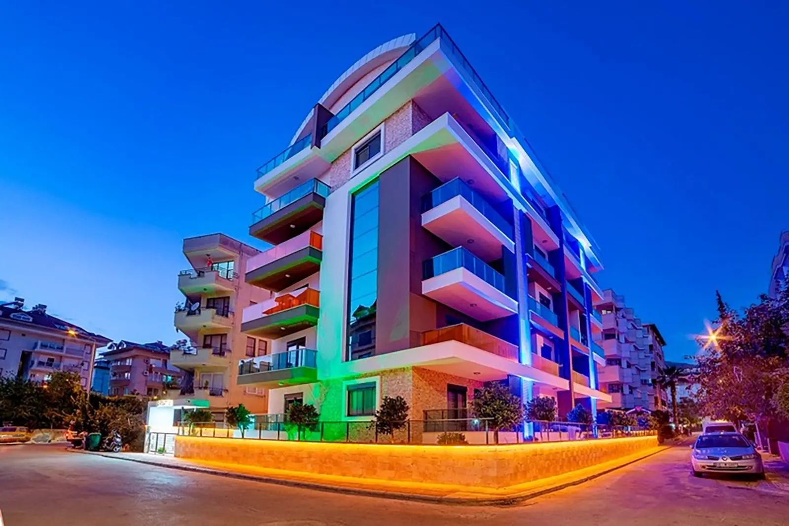 ACTIVITY 3+1 FLAT IN THE CENTER OF ALANYA