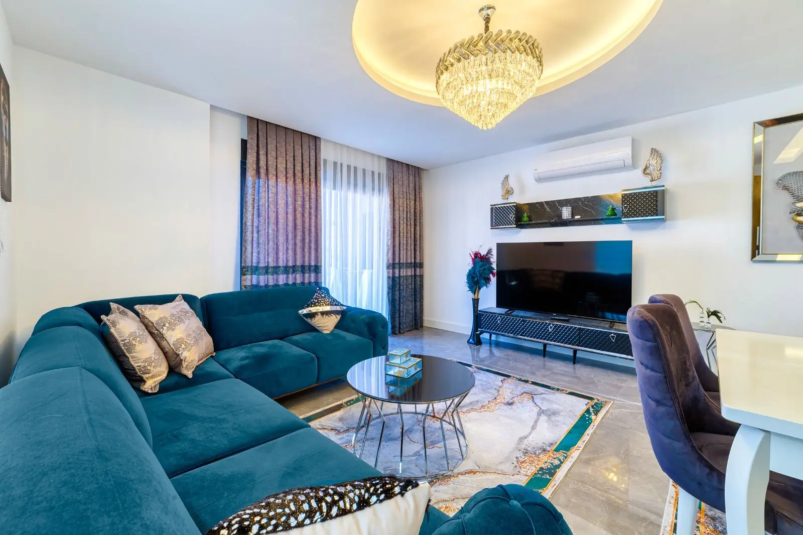 ACTIVITY 3+1 FLAT IN THE CENTER OF ALANYA