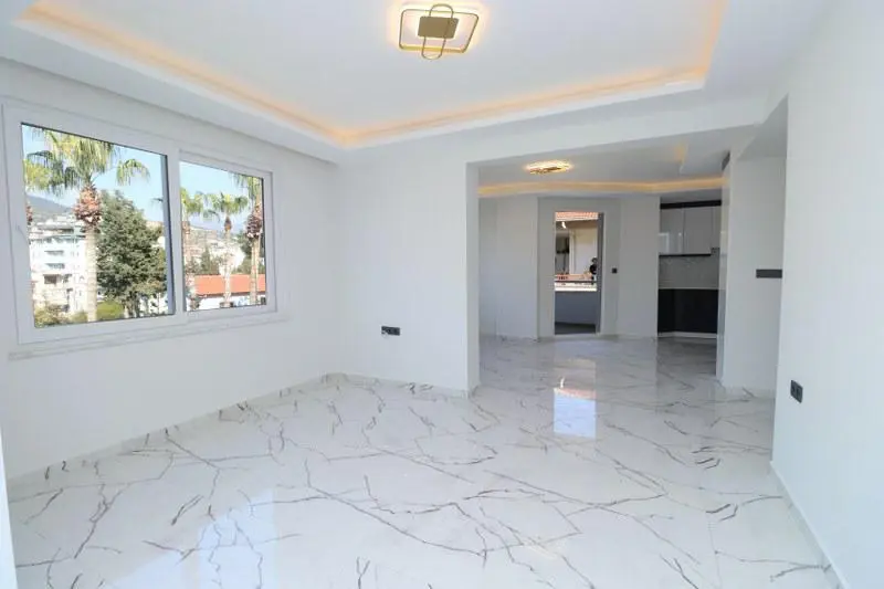 3+1 FLAT IN ALANYA CENTER, 50 METERS FROM THE SEA