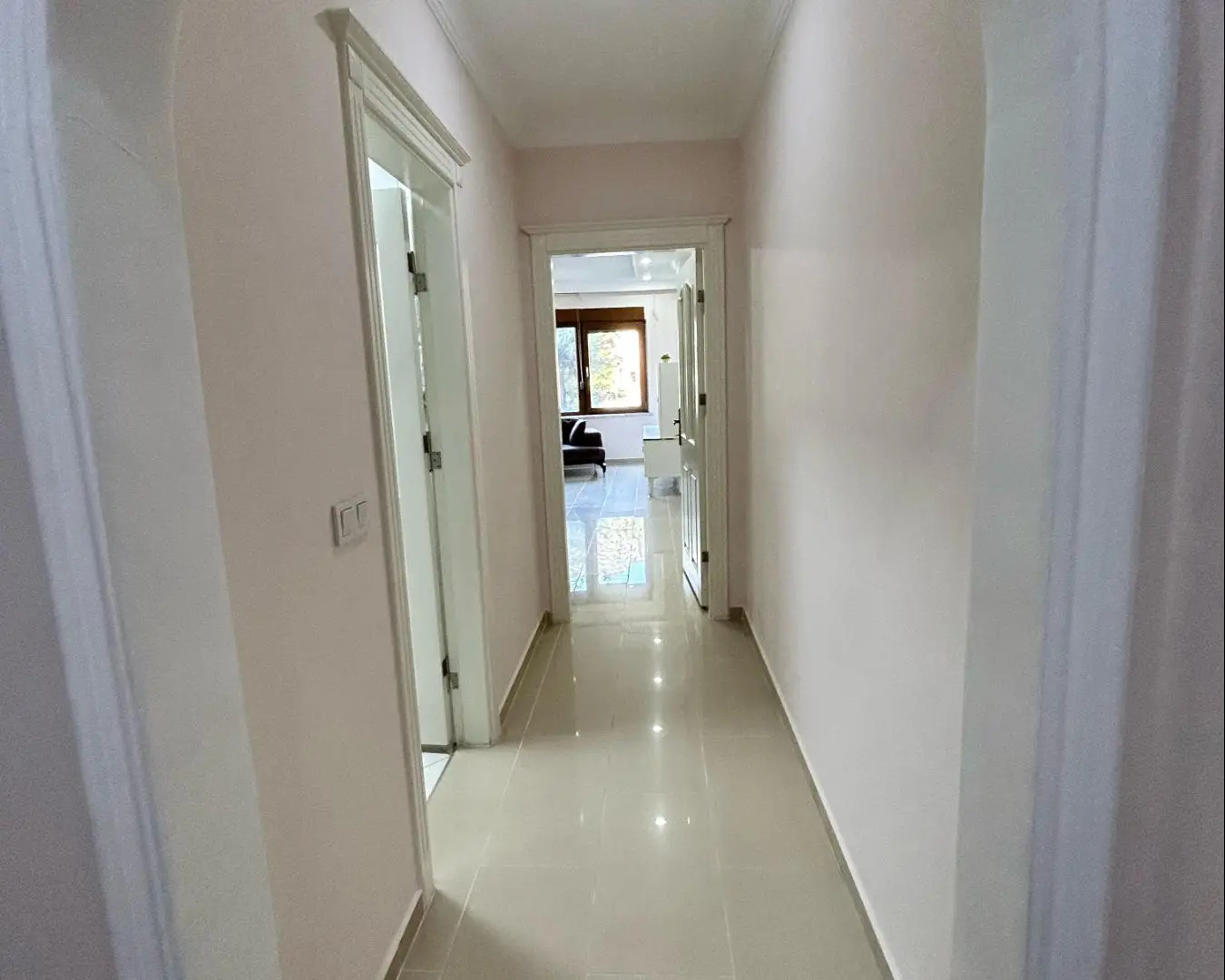2+1 FLAT IN ALANYA CENTER, 100 METERS FROM THE SEA