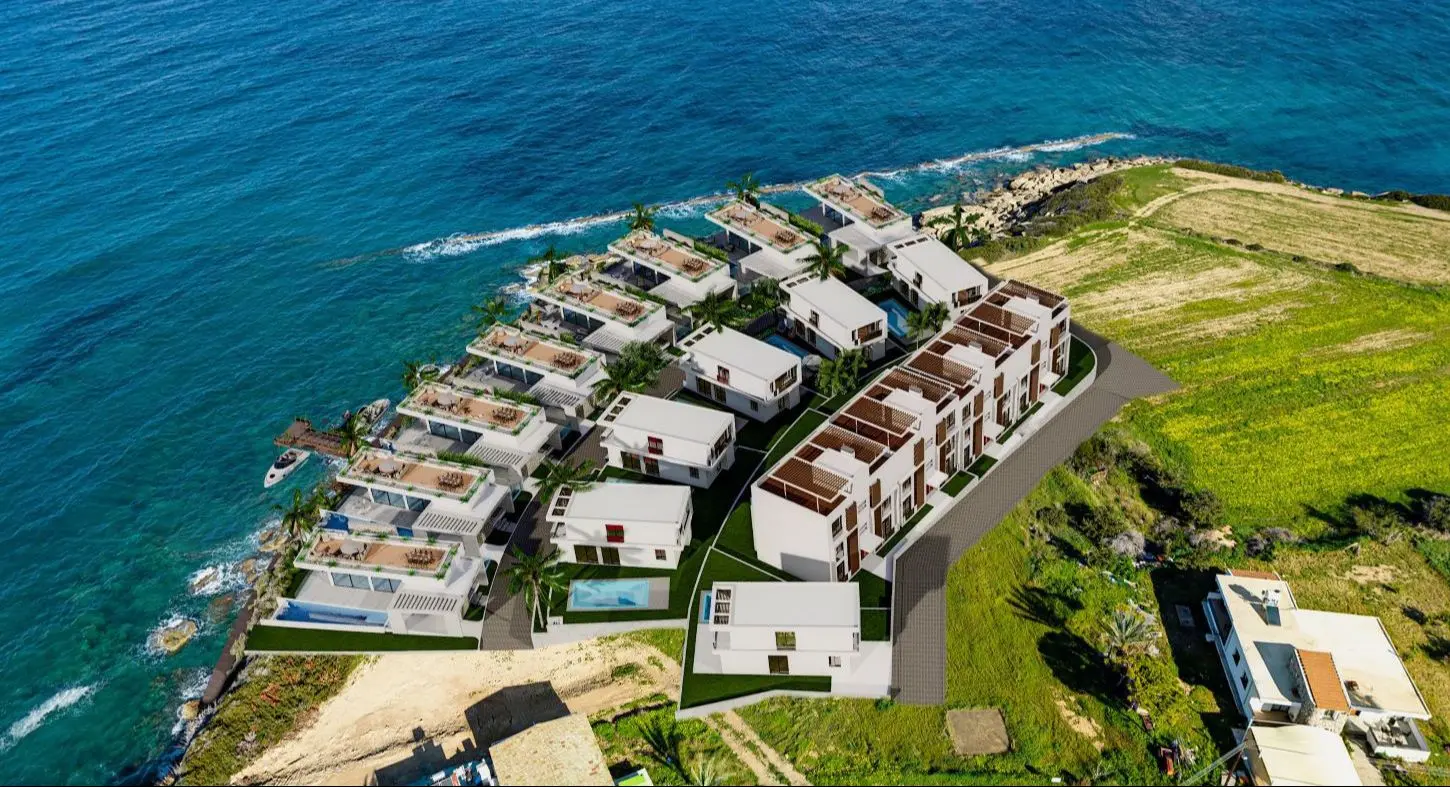 CYPRUS PROJECT OFFERING VILLAS AND APARTMENTS TOGETHER