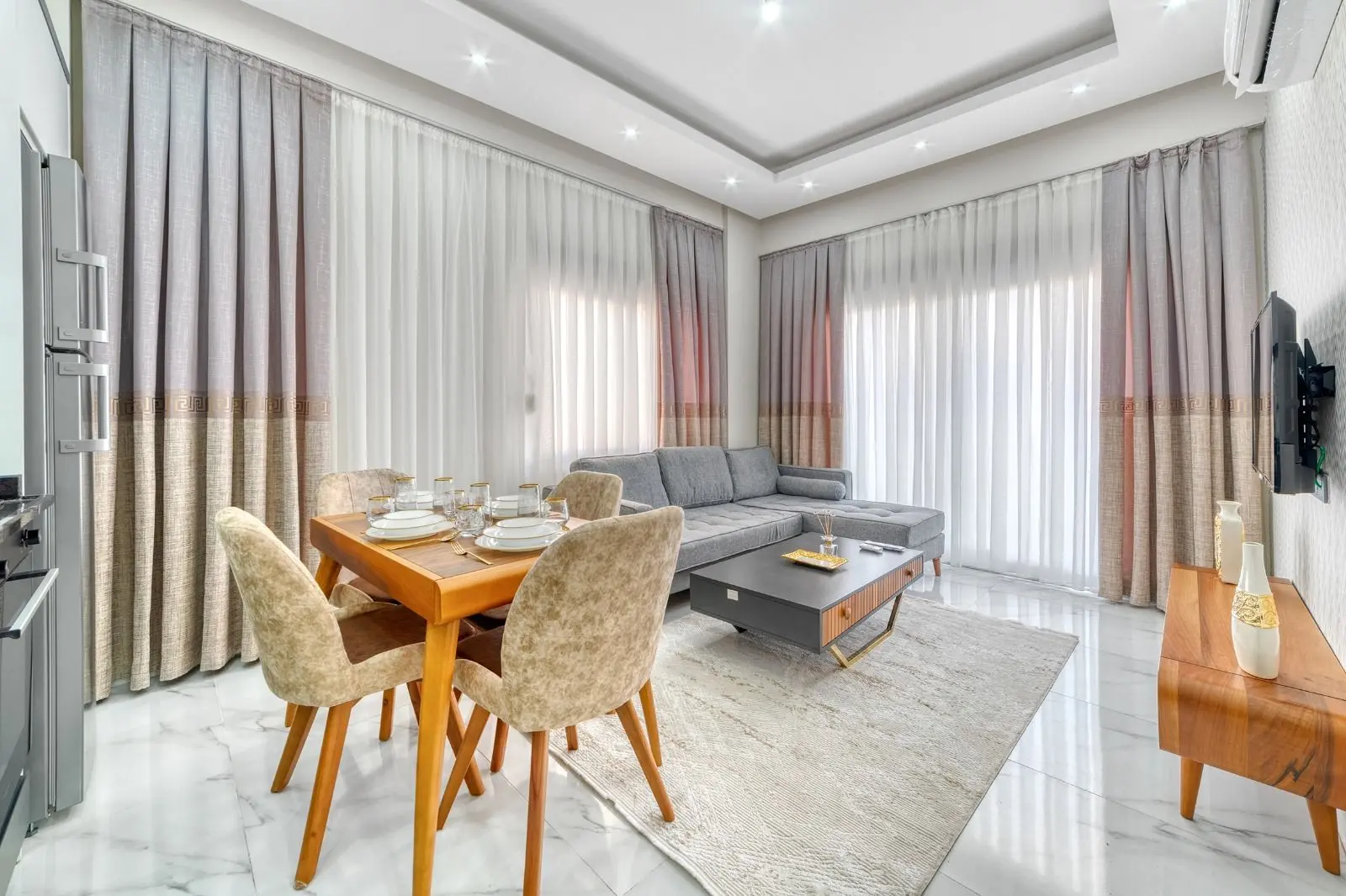 FURNISHED 1+1 IN CENTER OF ALANYA